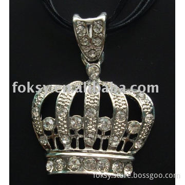 Cross pendant